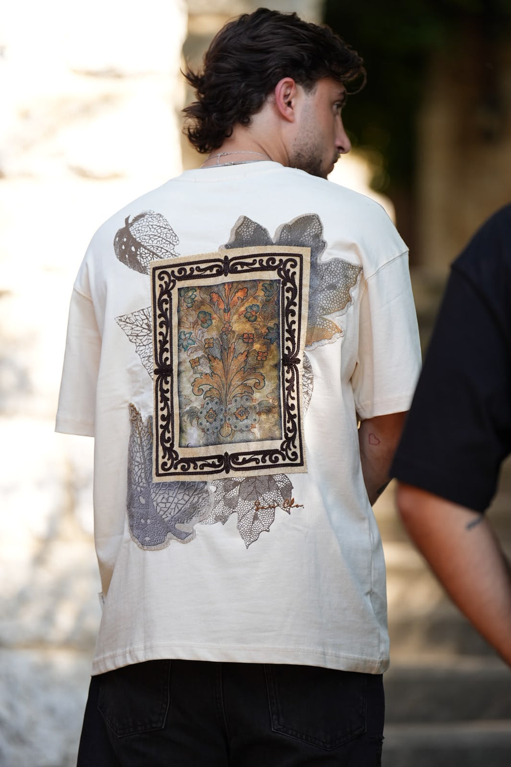 Framed heritage tshirt AST011